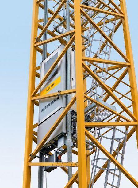 Liebherr создают лифт для башенного крана